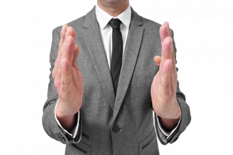 一个男人想要增加他的阴茎尺寸